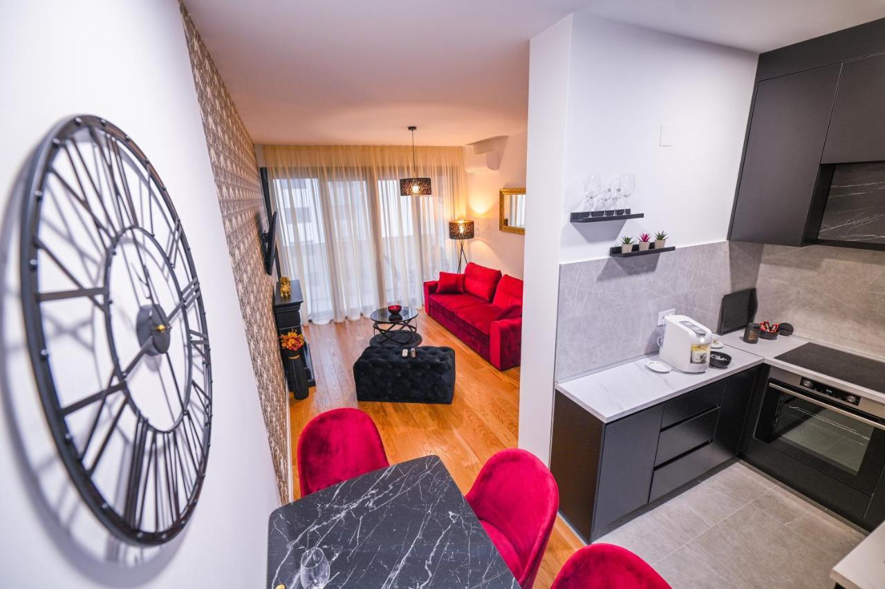 Apartman City Charm Banja Luka Bagian luar foto