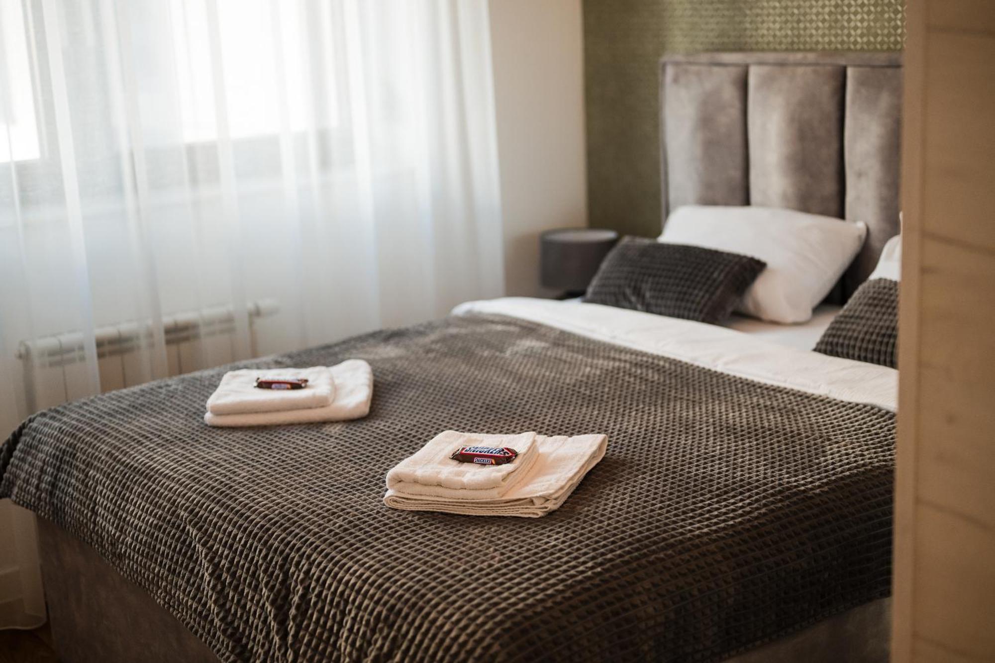 Apartman City Charm Banja Luka Bagian luar foto